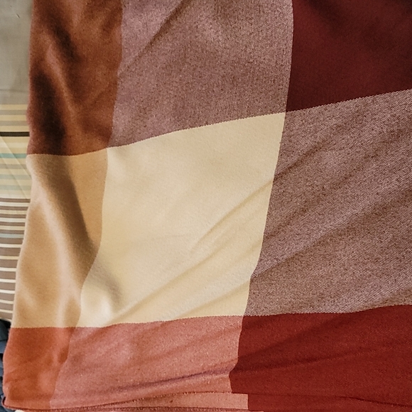 Causebox poncho - Picture 3 of 4